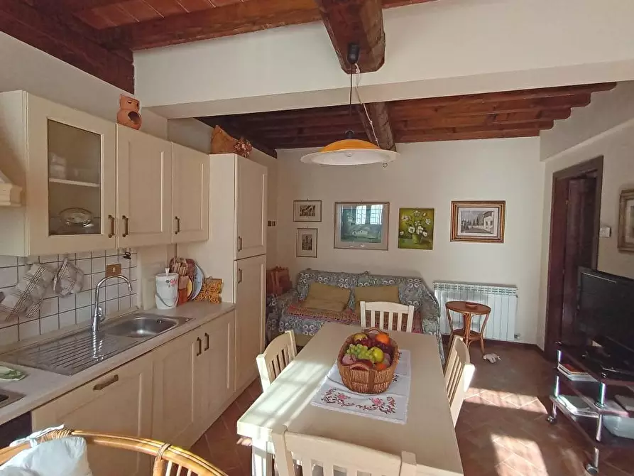 Immagine 9 di Appartamento in vendita  a Gambassi Terme