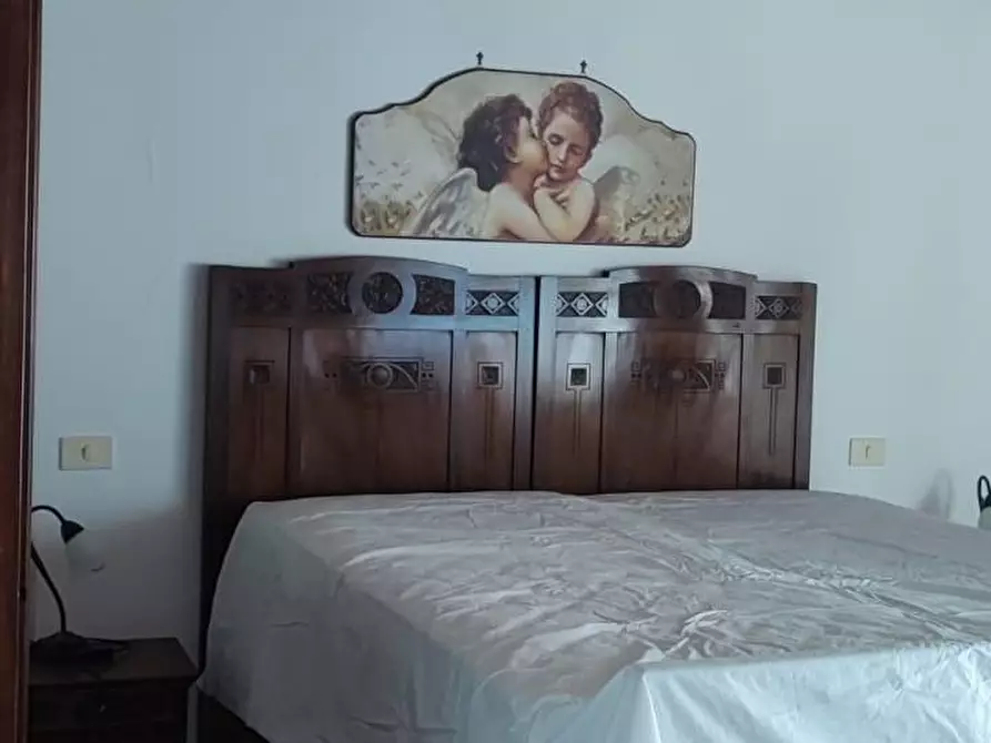 Immagine 24 di Casa colonica in vendita  a Chiusdino