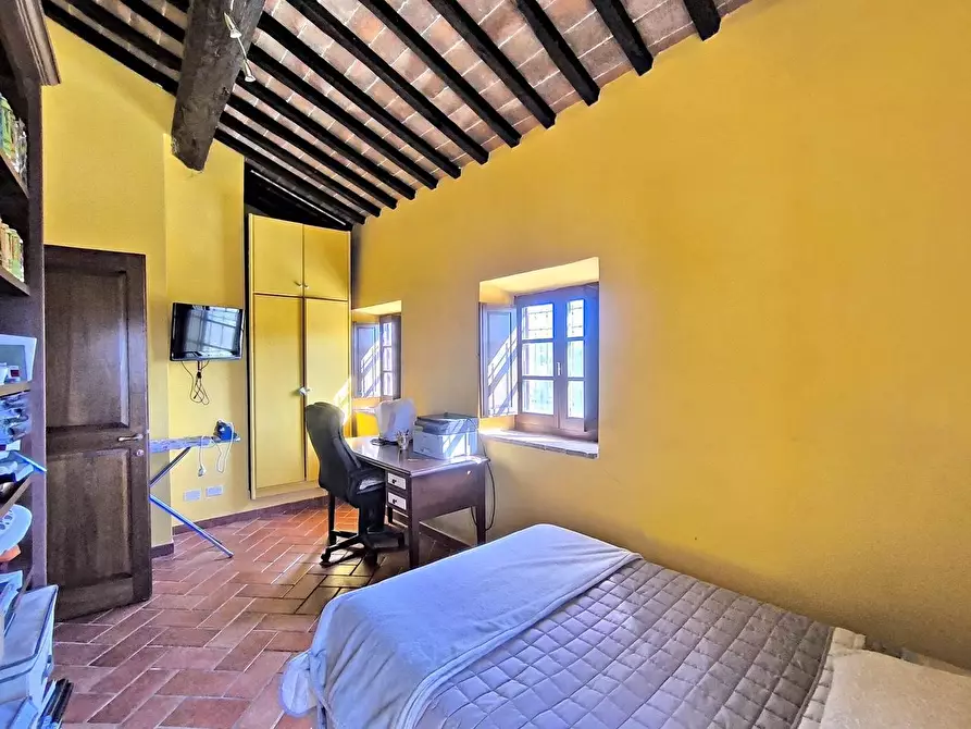 Immagine 41 di Appartamento in vendita  a Asciano