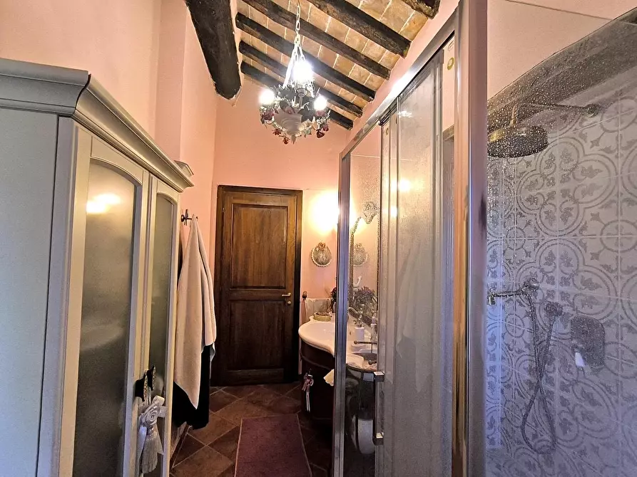 Immagine 31 di Appartamento in vendita  a Asciano