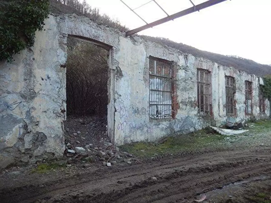 Immagine 6 di Capannone industriale in vendita  a Coazze