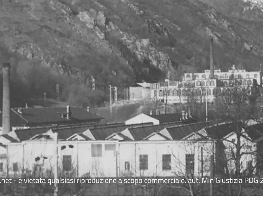 Immagine 2 di Capannone industriale in vendita  a Coazze