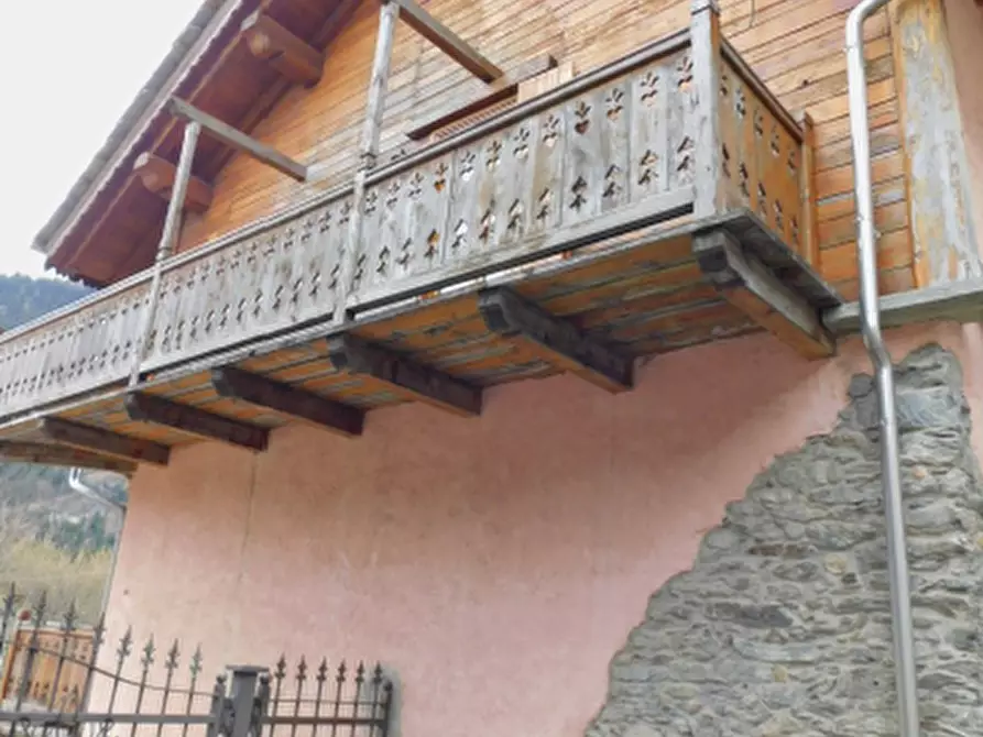 Immagine 3 di Villa in vendita  a Salbertrand