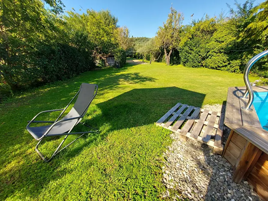 Immagine 65 di Rustico / casale in vendita  a Lucca