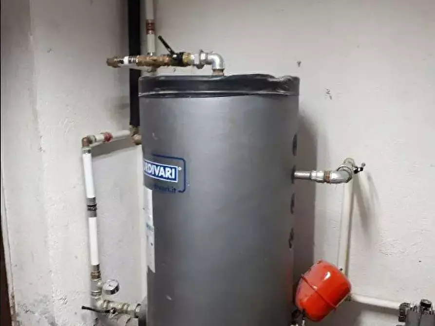 Immagine 13 di Appartamento in vendita  a Leini