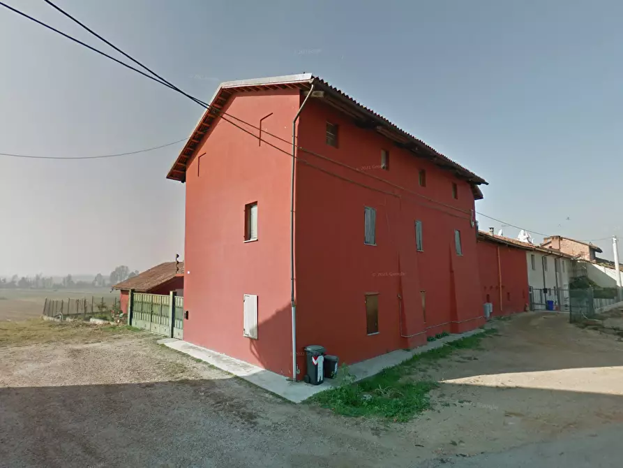 Immagine 2 di Casa semindipendente in vendita  a Poirino