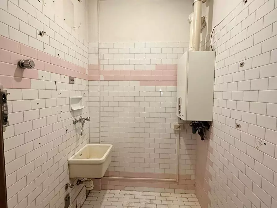 Immagine 18 di Appartamento in vendita  a Pisa