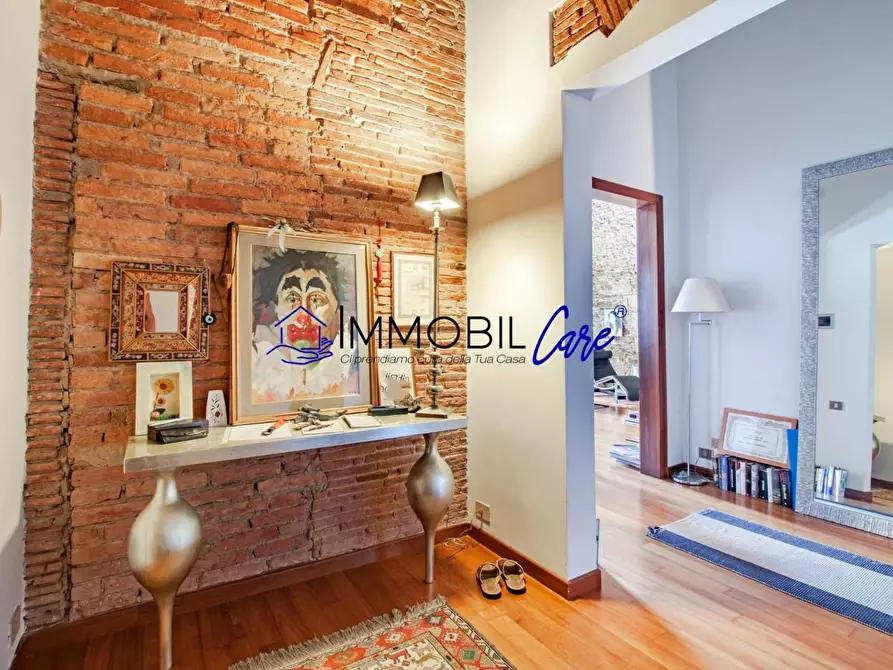 Immagine 6 di Appartamento in vendita  a Livorno