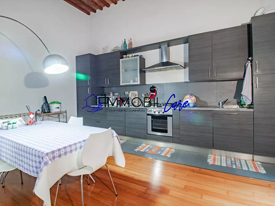 Immagine 10 di Appartamento in vendita  a Livorno
