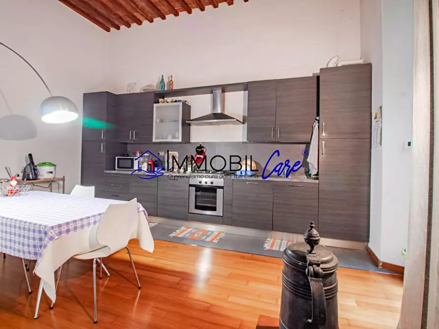 Immagine 11 di Appartamento in vendita  a Livorno