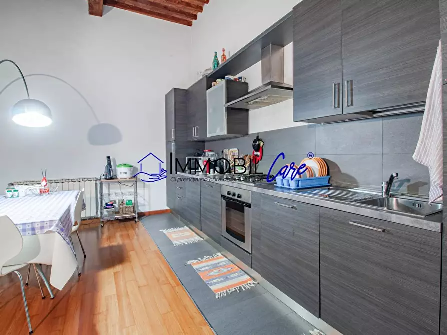 Immagine 13 di Appartamento in vendita  a Livorno