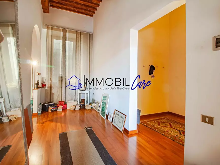 Immagine 8 di Appartamento in vendita  a Livorno