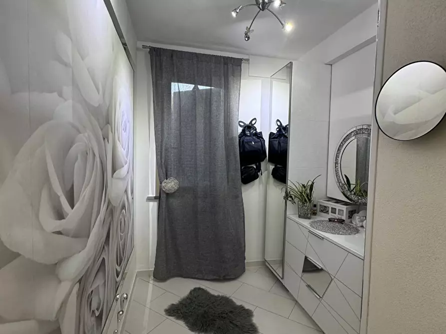 Immagine 21 di Villetta a schiera in vendita  a Vecchiano