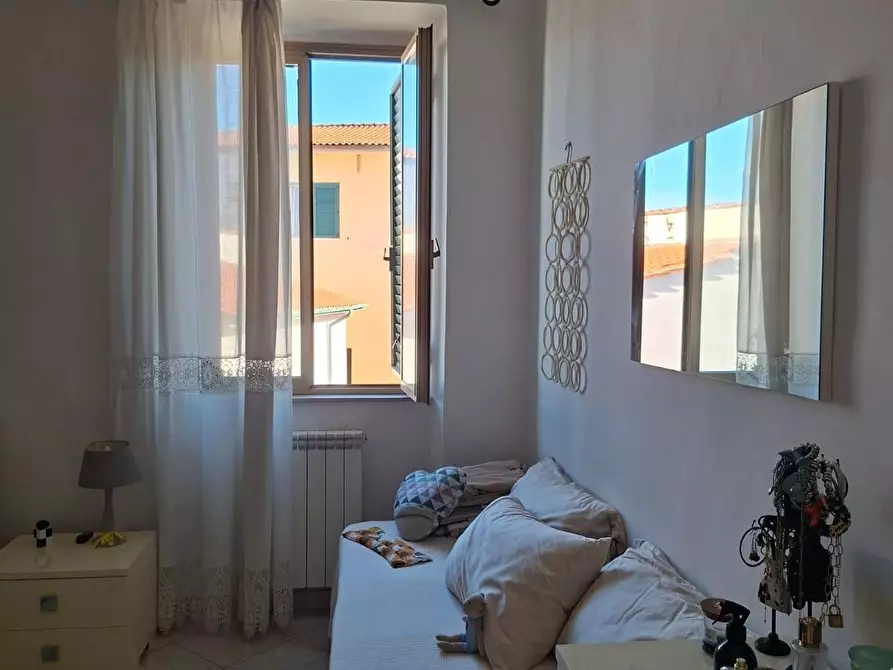 Immagine 5 di Appartamento in vendita  a Livorno