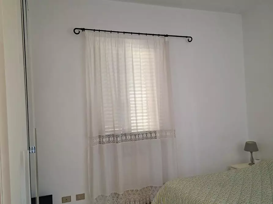 Immagine 10 di Appartamento in vendita  a Livorno