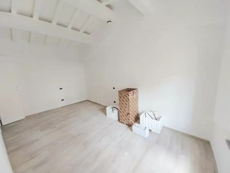 Immagine 17 di Terratetto in vendita  a Calci