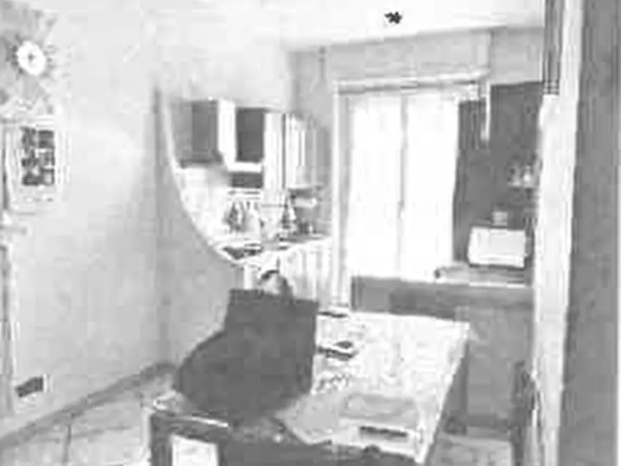 Immagine 4 di Appartamento in vendita  a Torino