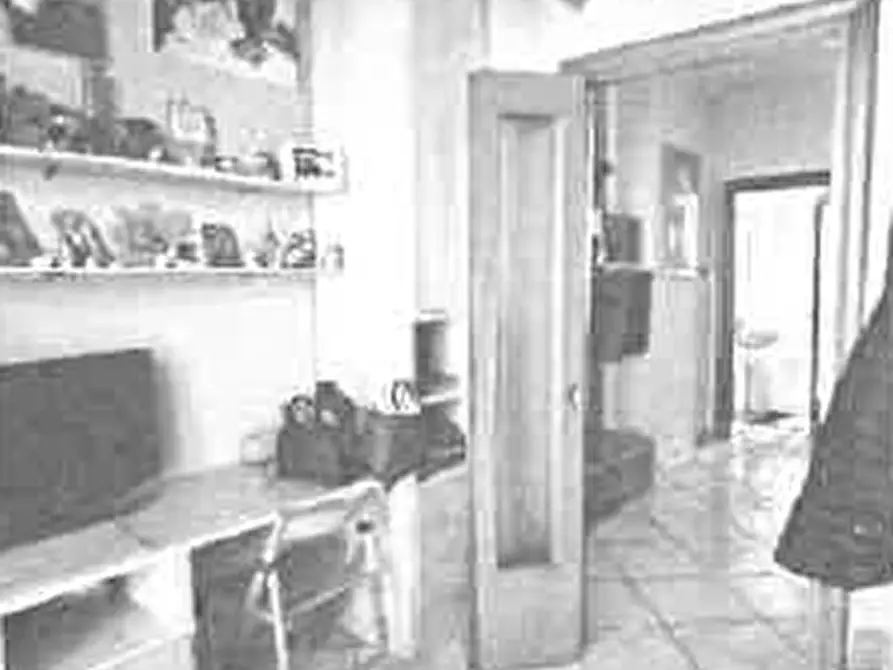 Immagine 6 di Appartamento in vendita  a Torino