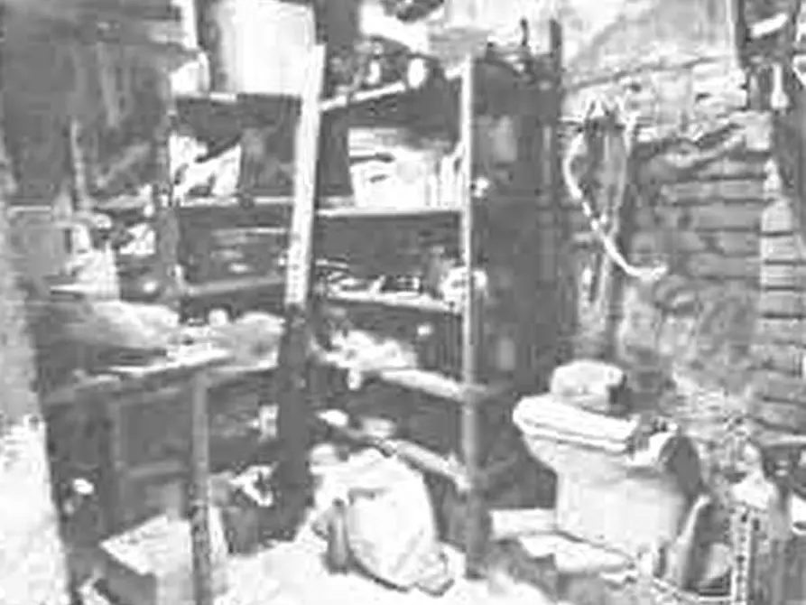 Immagine 10 di Appartamento in vendita  a Torino