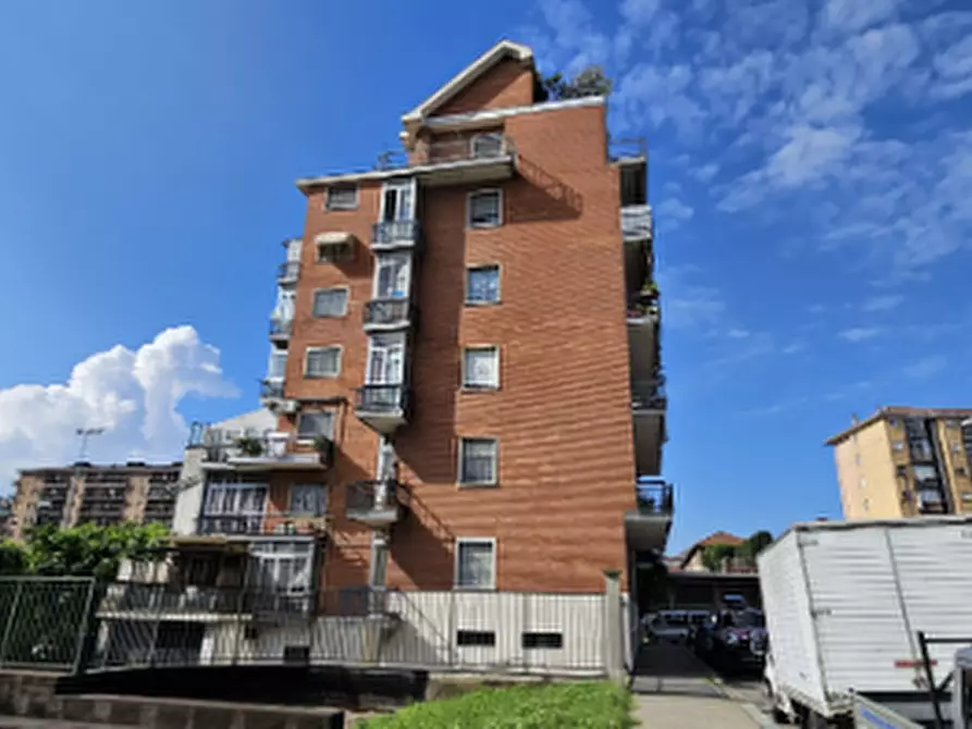 Immagine 2 di Appartamento in vendita  a Torino