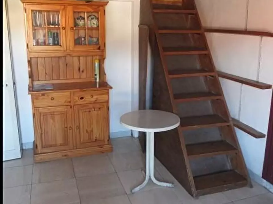 Immagine 2 di Appartamento in vendita  a Carrara