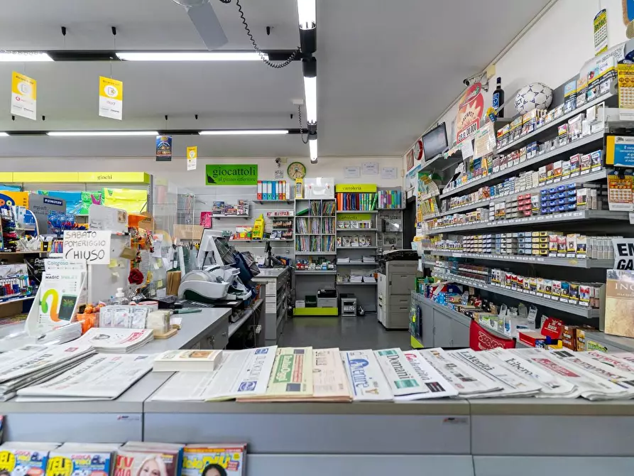 Immagine 1 di Attività commerciale in vendita  a Empoli