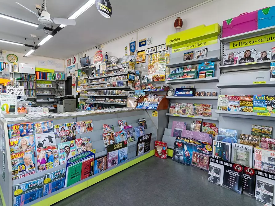 Immagine 5 di Attività commerciale in vendita  a Empoli