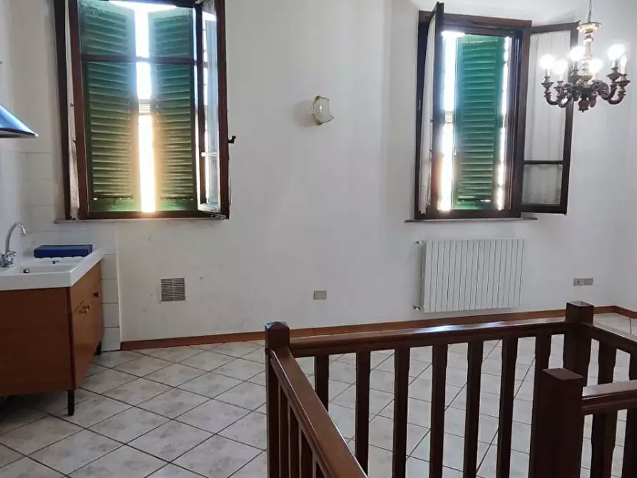 Immagine 7 di Appartamento in vendita  a Montopoli In Val D'arno