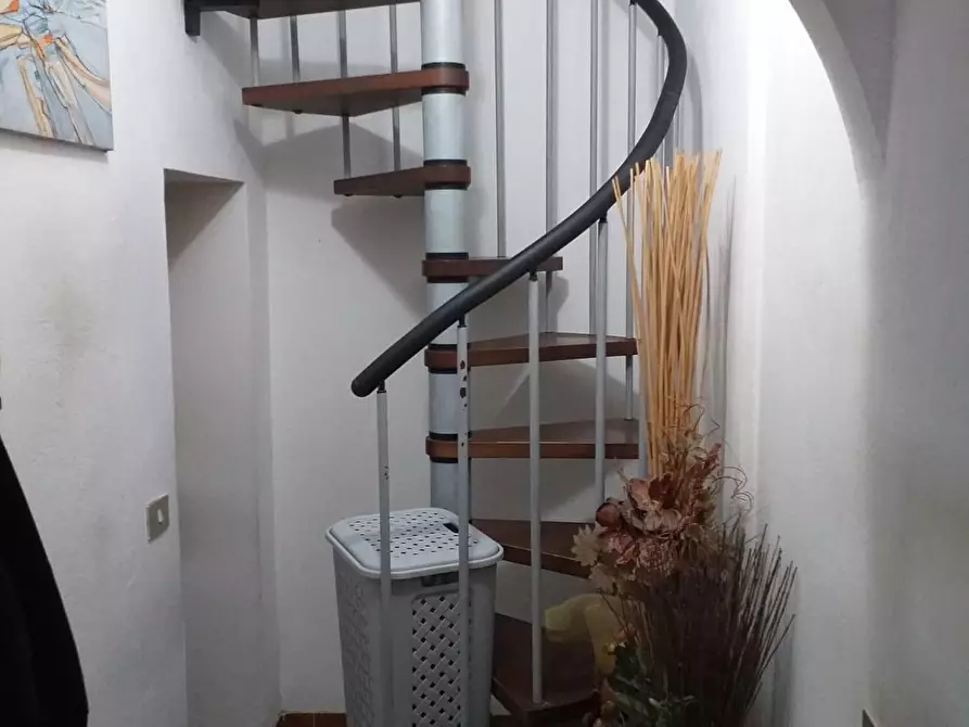 Immagine 11 di Porzione di casa in vendita  a Castelnuovo Magra