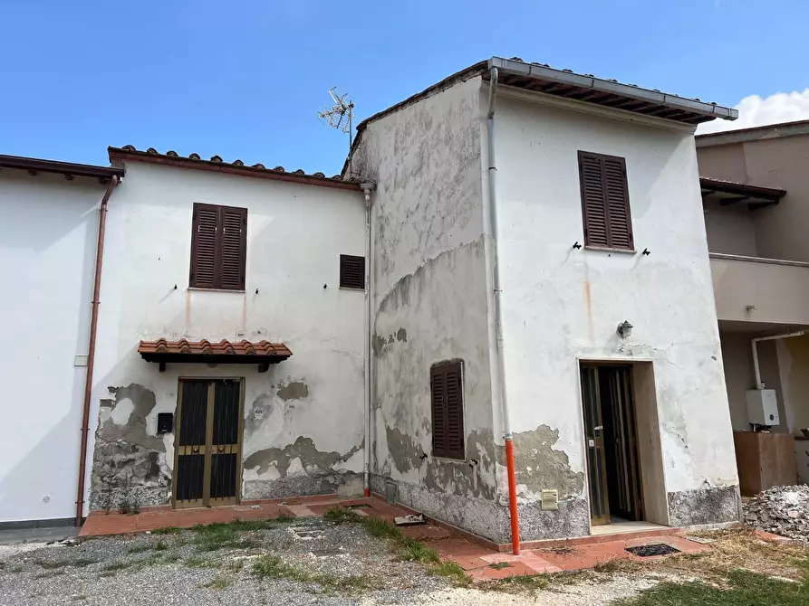 Immagine 2 di Terratetto in vendita  a Santa Maria A Monte