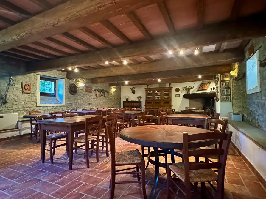 Immagine 10 di Casa colonica in vendita  a Firenzuola