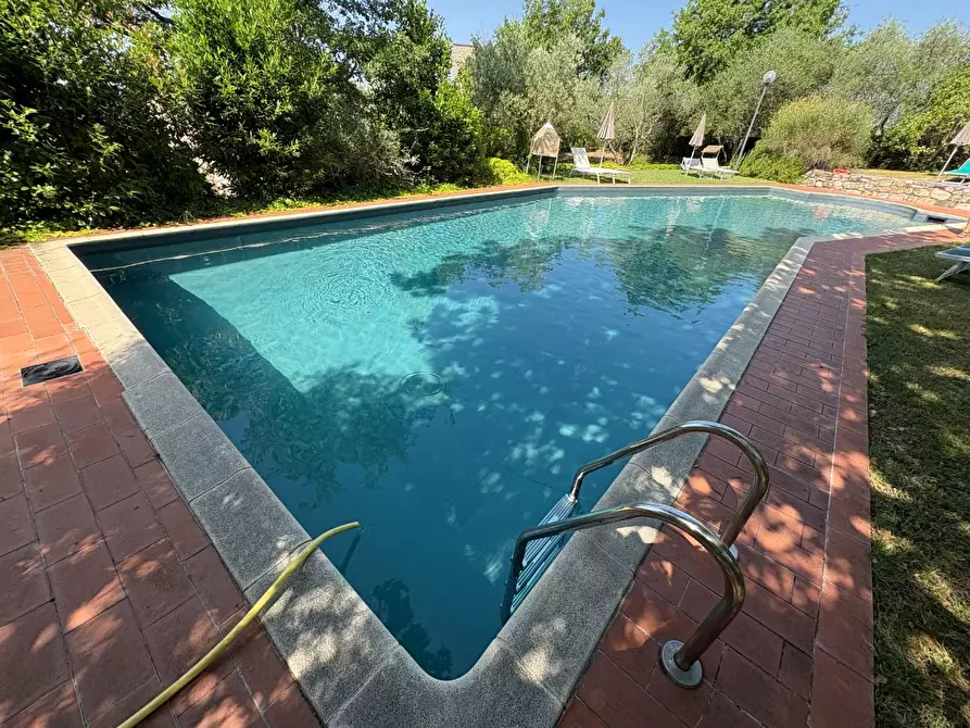 Immagine 14 di Appartamento in vendita  a Radda In Chianti