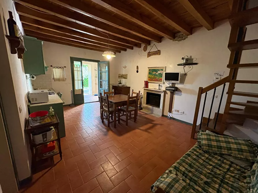 Immagine 3 di Appartamento in vendita  a Radda In Chianti