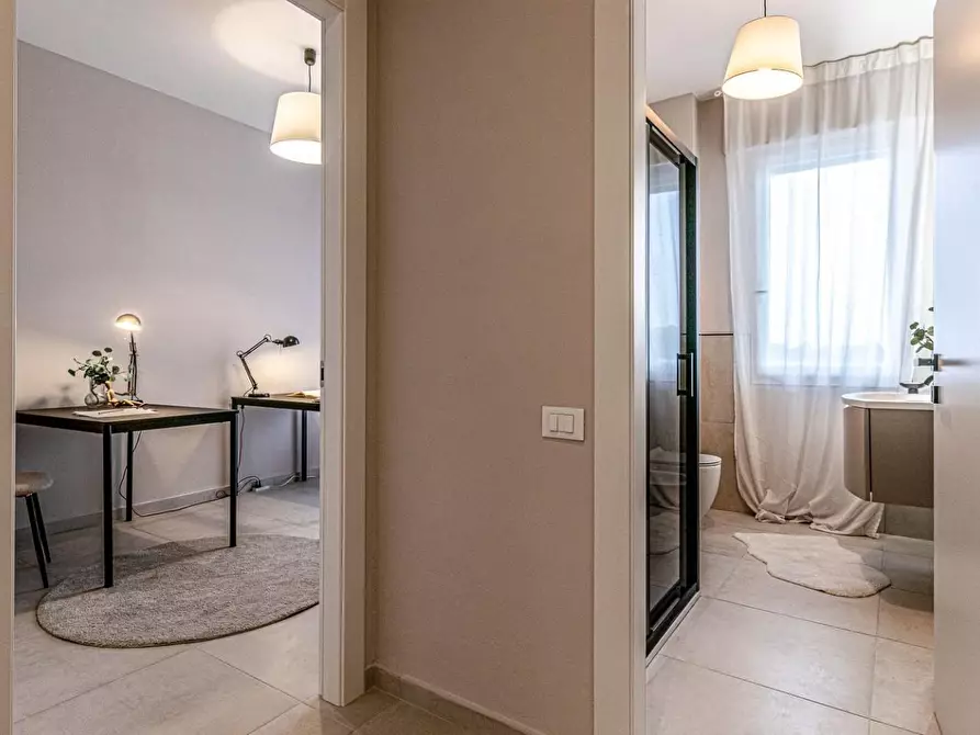 Immagine 45 di Appartamento in vendita  a Pontedera