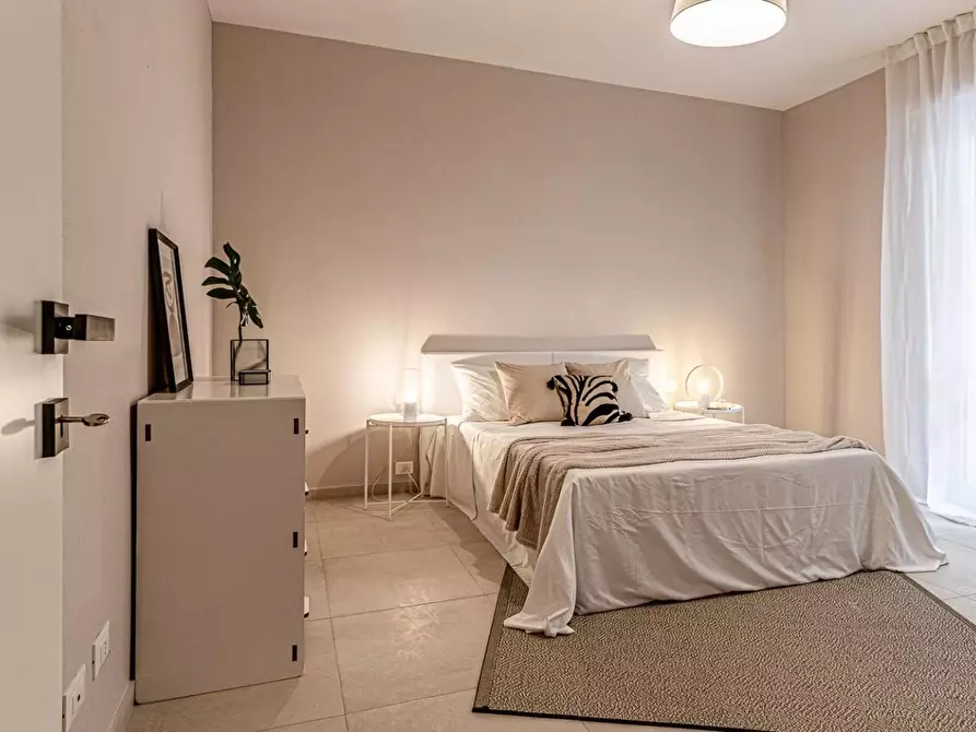 Immagine 39 di Appartamento in vendita  a Pontedera