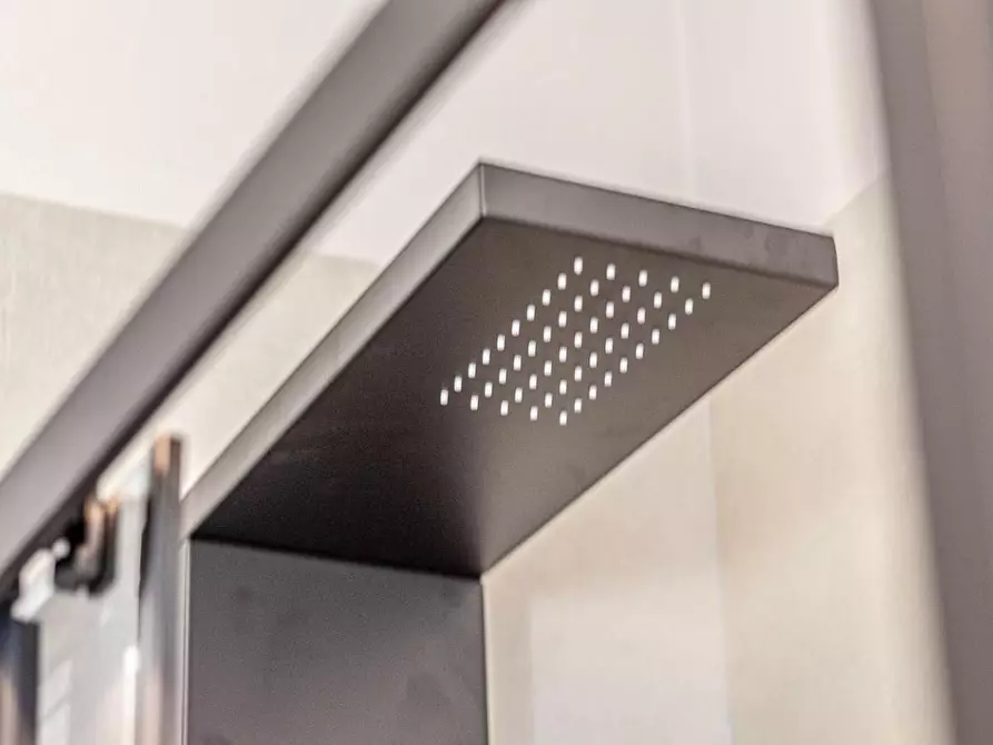 Immagine 49 di Appartamento in vendita  a Pontedera