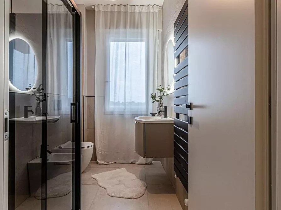 Immagine 31 di Appartamento in vendita  a Pontedera