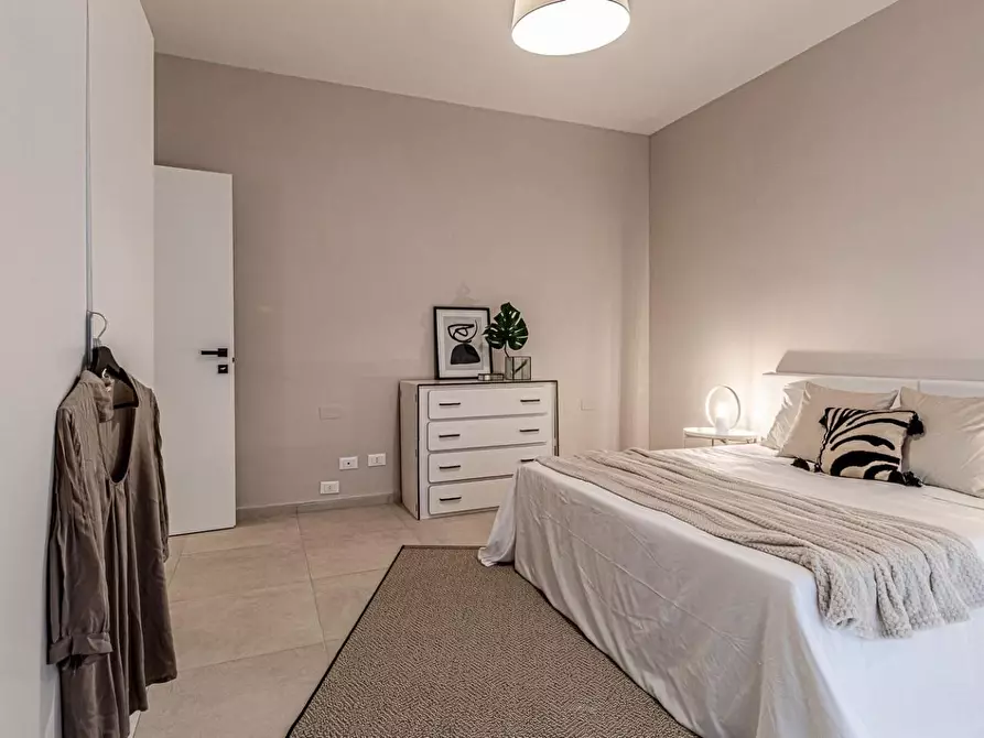 Immagine 30 di Appartamento in vendita  a Pontedera