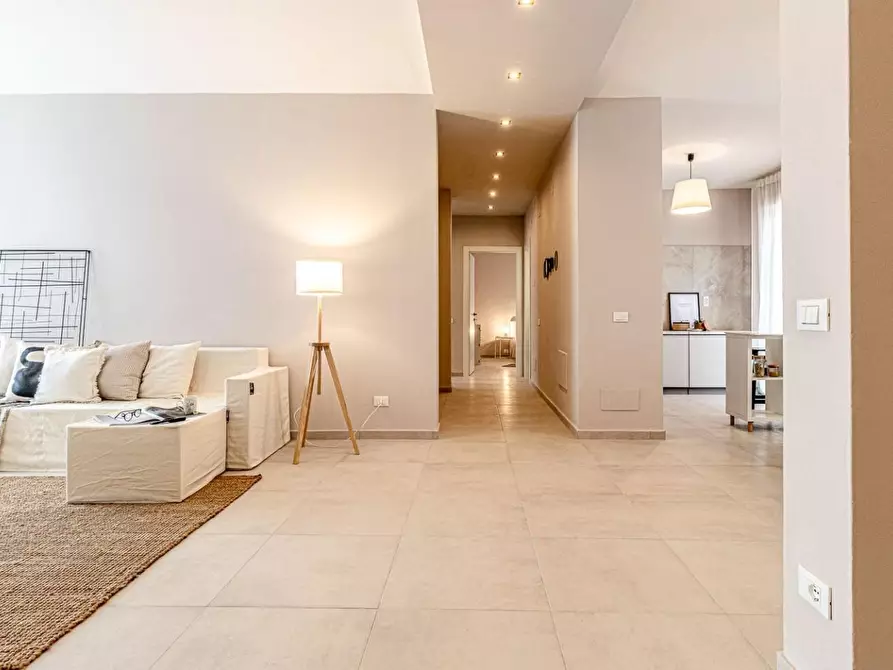 Immagine 13 di Appartamento in vendita  a Pontedera