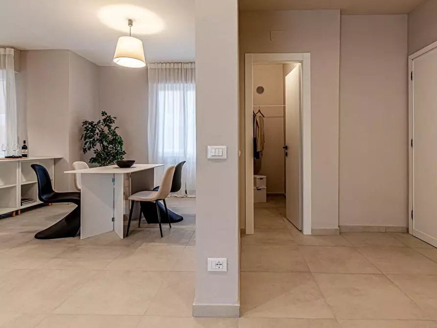 Immagine 14 di Appartamento in vendita  a Pontedera