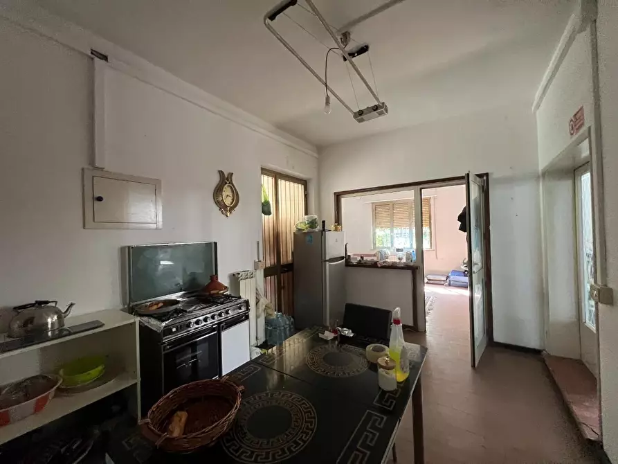 Immagine 11 di Attività artigianale in vendita  a Capannori