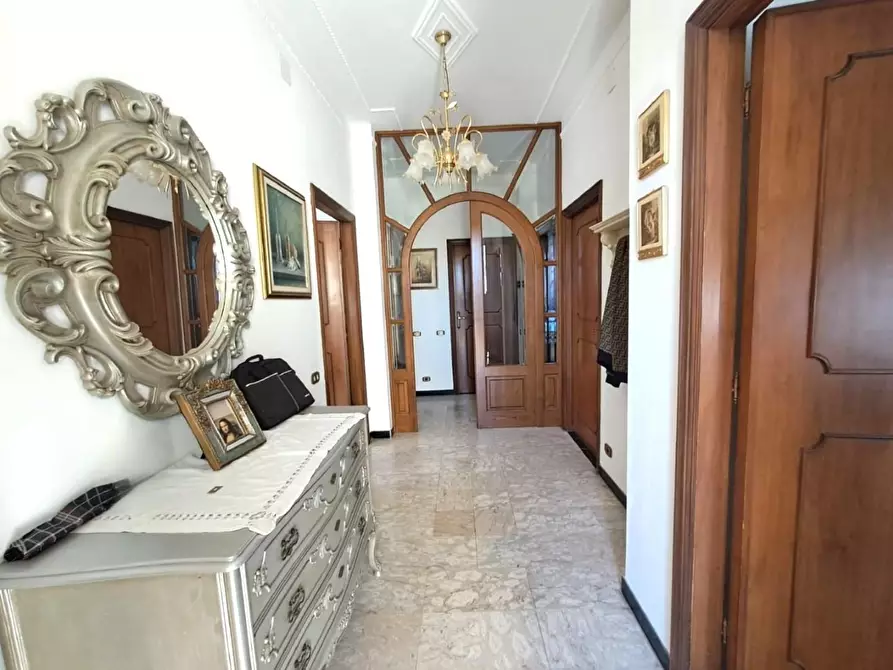 Immagine 13 di Appartamento in vendita  a Massa