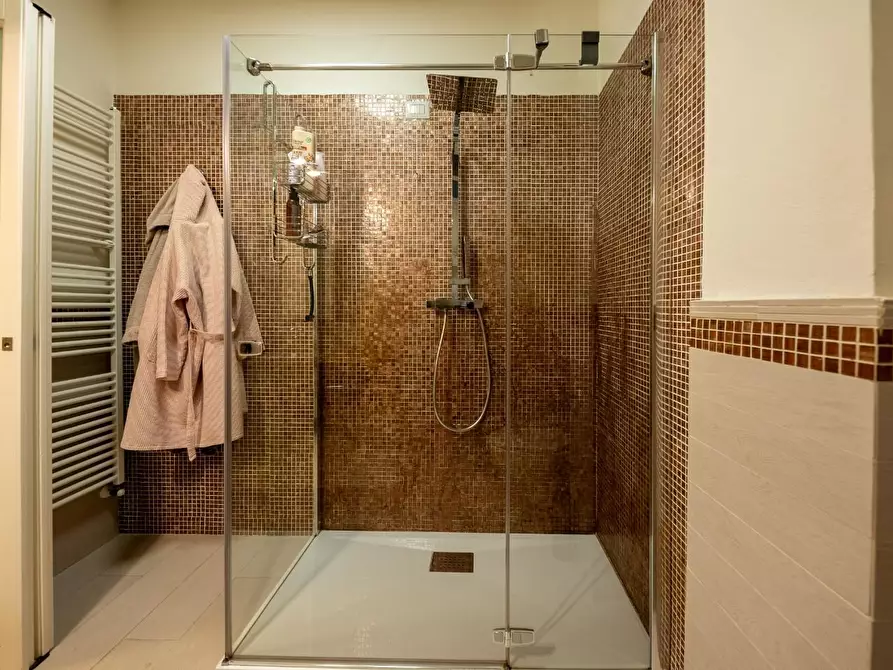 Immagine 13 di Villetta a schiera in vendita  a Forte Dei Marmi