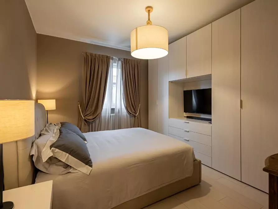 Immagine 10 di Villetta a schiera in vendita  a Forte Dei Marmi