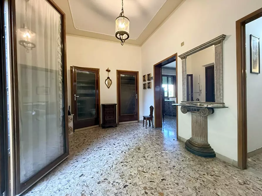 Immagine 10 di Appartamento in vendita  a Siena