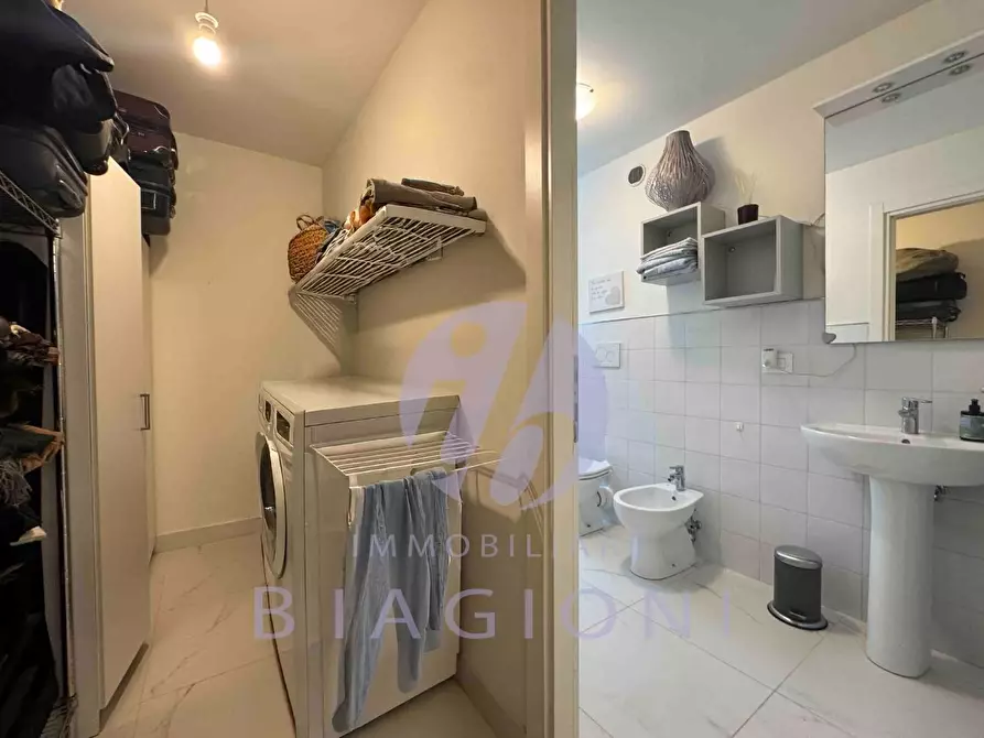 Immagine 20 di Villa in vendita  a Pietrasanta