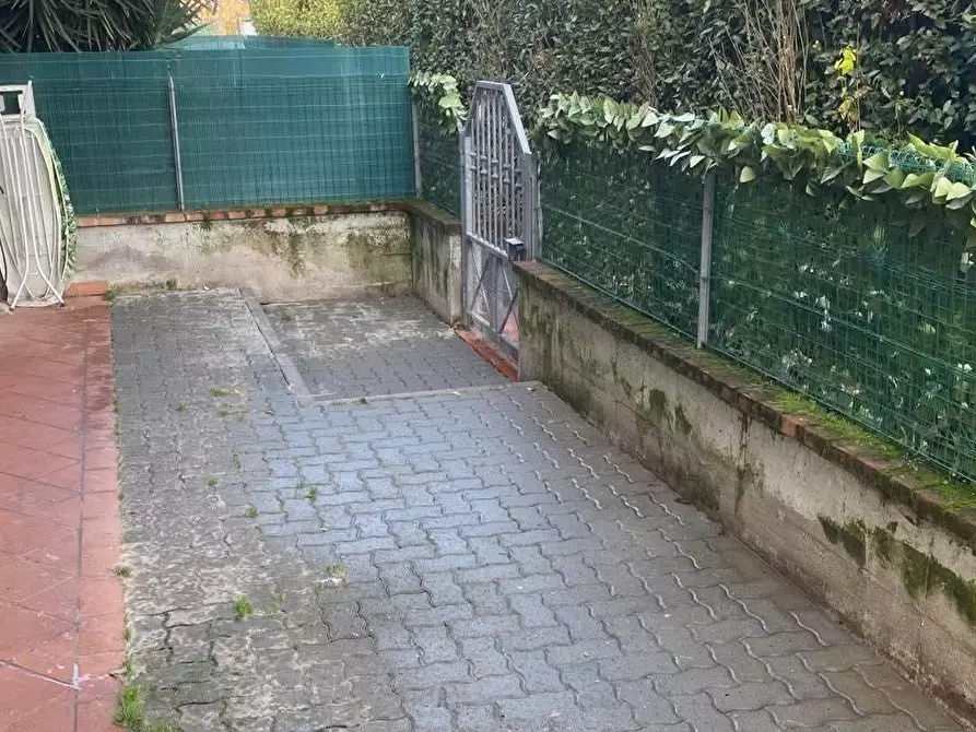 Immagine 12 di Appartamento in vendita  a Massa