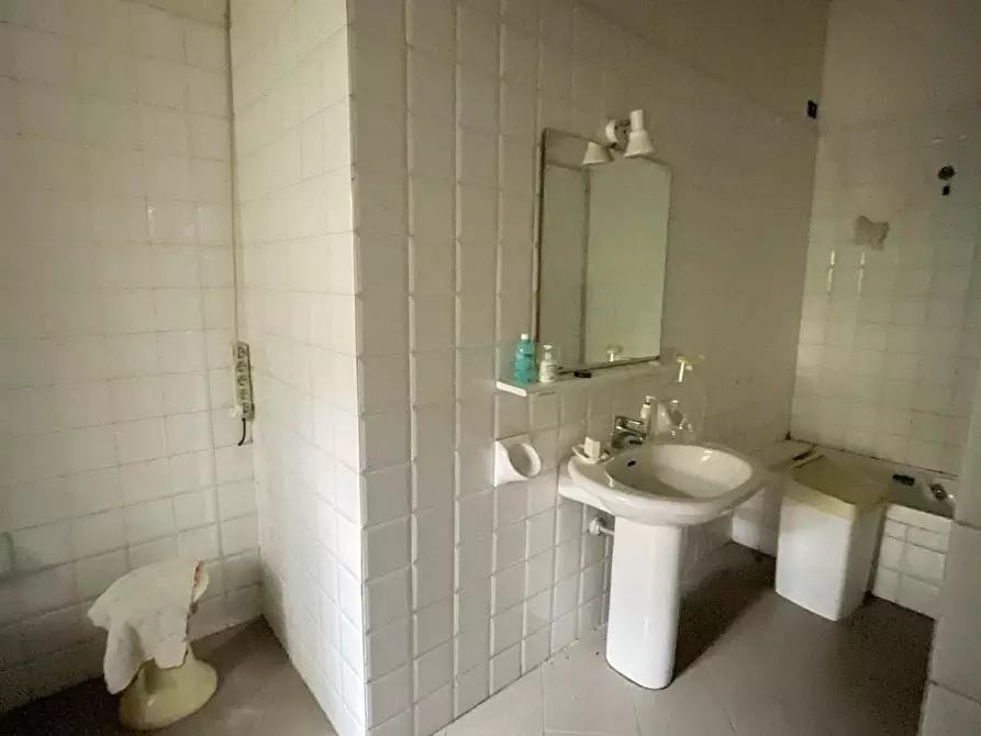 Immagine 24 di Casa indipendente in vendita  a Vicopisano