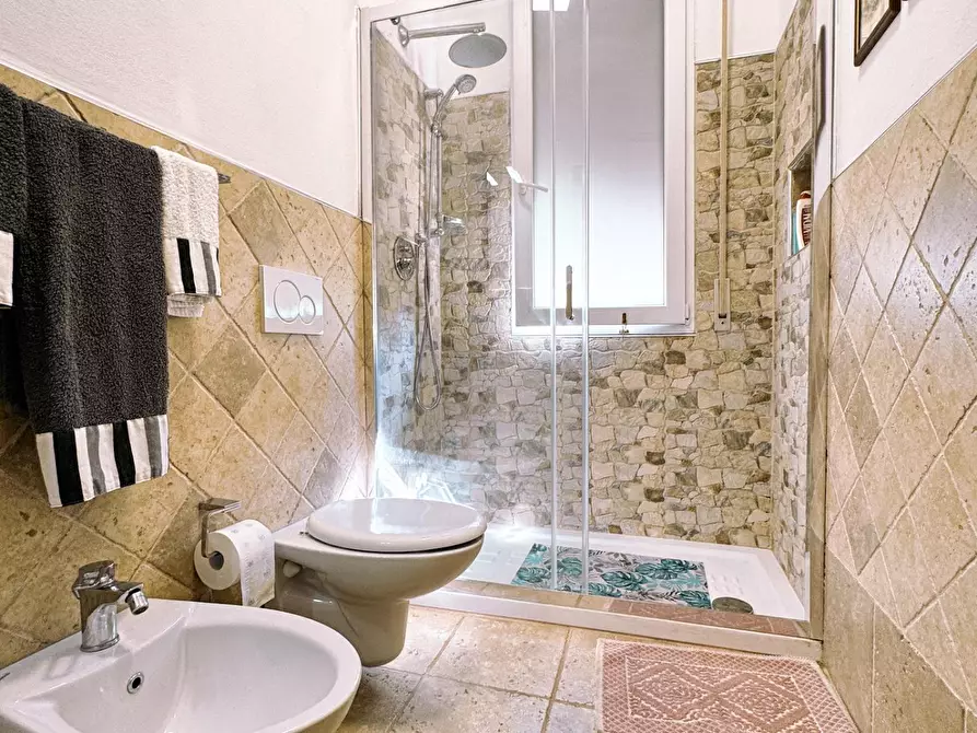 Immagine 13 di Appartamento in affitto  a Pisa