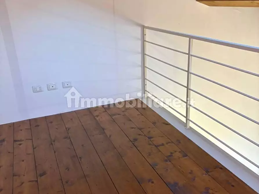 Immagine 10 di Villetta a schiera in vendita  a Cascina